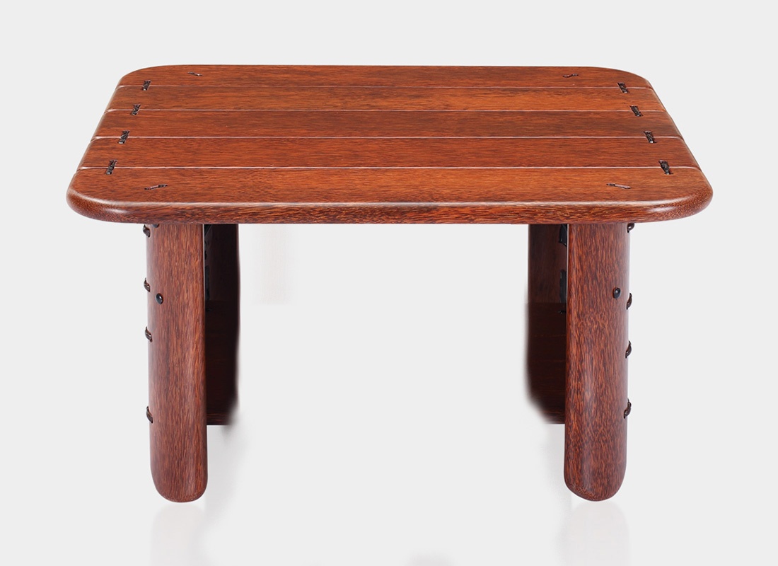 Уникальный дизайнерский стол из массива кокосовой пальмы. 