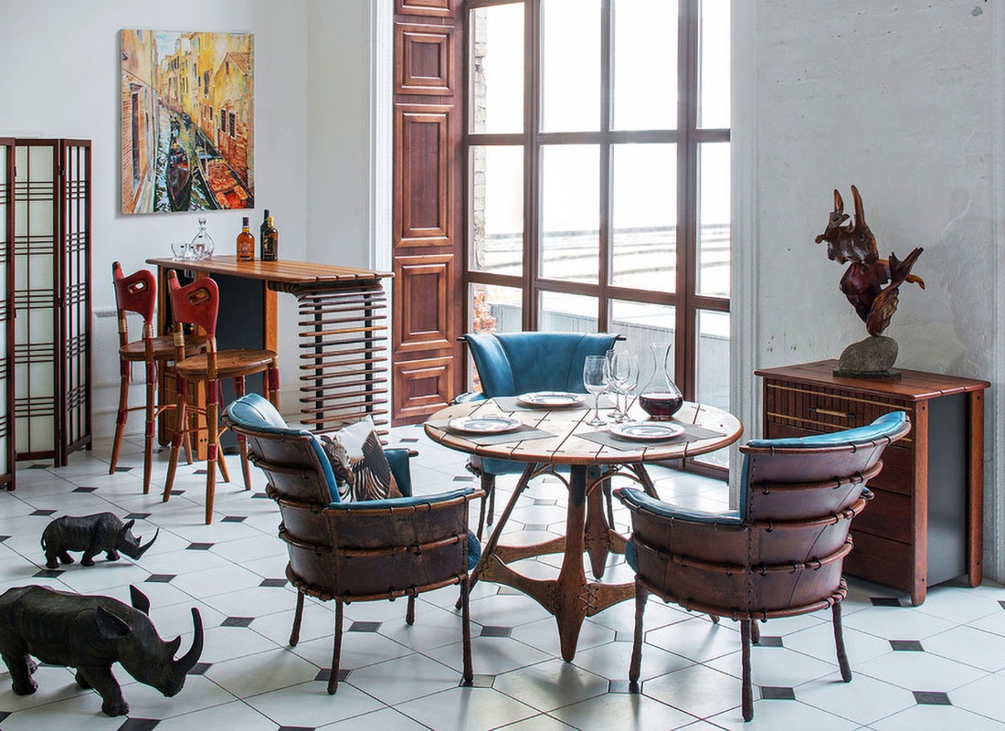  Отлично впишется в элитную кухню в современной квартире. Многие дизайнеры создают с его участием и стульями Pacific Green очень индивидуальные эклектичные интерьеры столовых