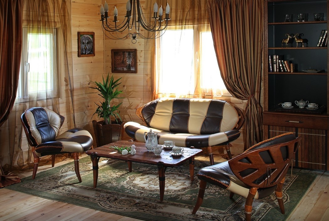 Необычная мебель Pacific Green в интерьере деревянного дома. Примеры интерьерных решений для деревянных домов 