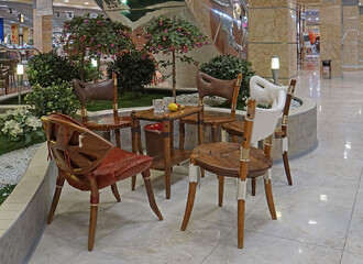 800 Гранд Кук Айленд стулья Зулу п к Менди кофе прямоуг столик DSC03779